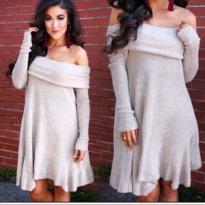 2 for $30 💕 NWT Stella Rae’s Taupe dress